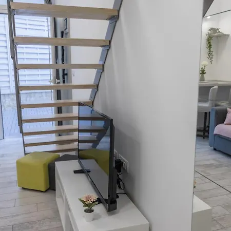 Urban Apartamento Pula