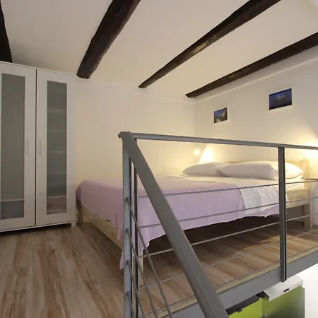 Urban Apartmán Pula